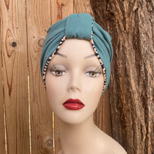 Load image into Gallery viewer, Pull On Leopard & Teal Reversible Turban