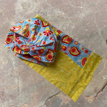 Load image into Gallery viewer, Vintage Style Paisley Print Long Tie Turban