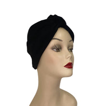 Load image into Gallery viewer, Pull On Black and White Jersey Reversible Turban