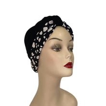 Load image into Gallery viewer, Pull On Black and White Jersey Reversible Turban