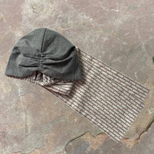 Load image into Gallery viewer, Vintage Style Grey Stripe Hearts Turban

