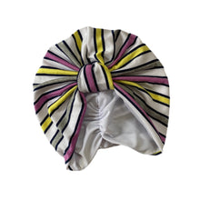 Load image into Gallery viewer, Pull On Stripes &amp; Whites Turban
