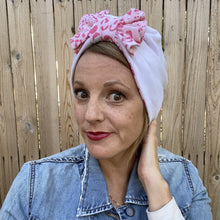 Load image into Gallery viewer, Pull On Pink Leopard &amp; White Turban
