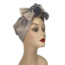 Load image into Gallery viewer, Indigo &amp; Mauve Hand Dyed Short Tie Reversible Turban
